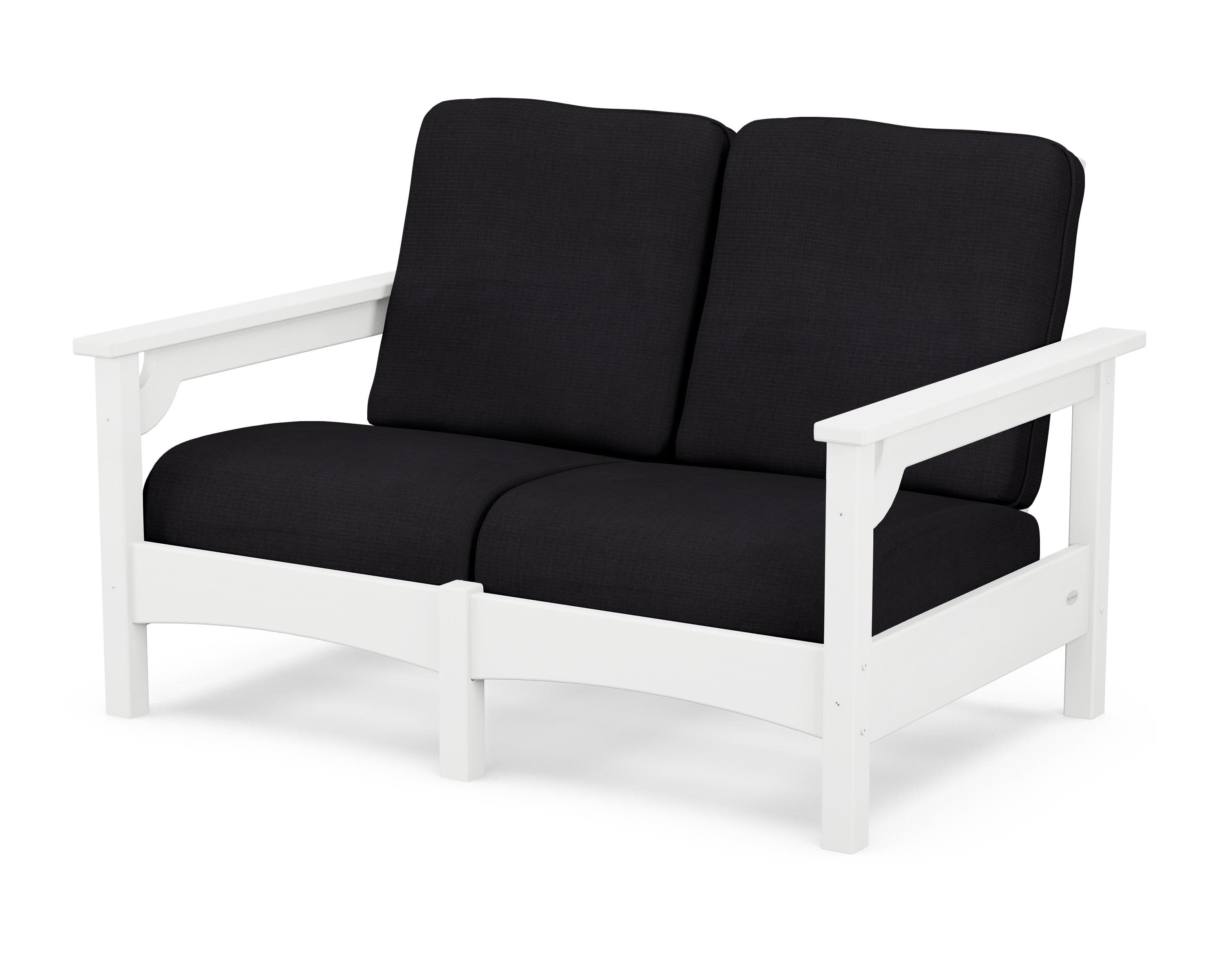 Club Loveseat in White / Midnight Linen