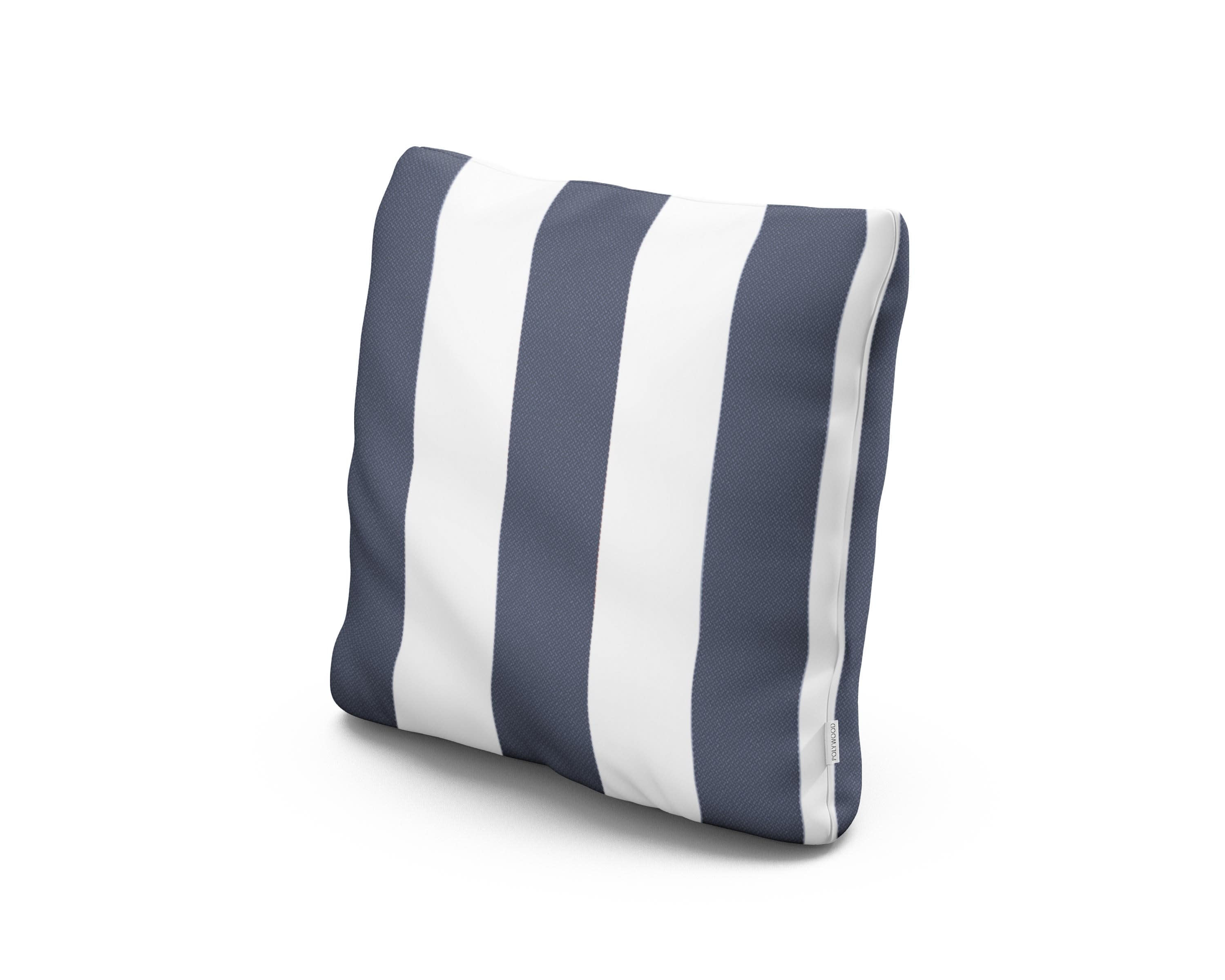 18" Outdoor Throw Pillow in Montdor Navy