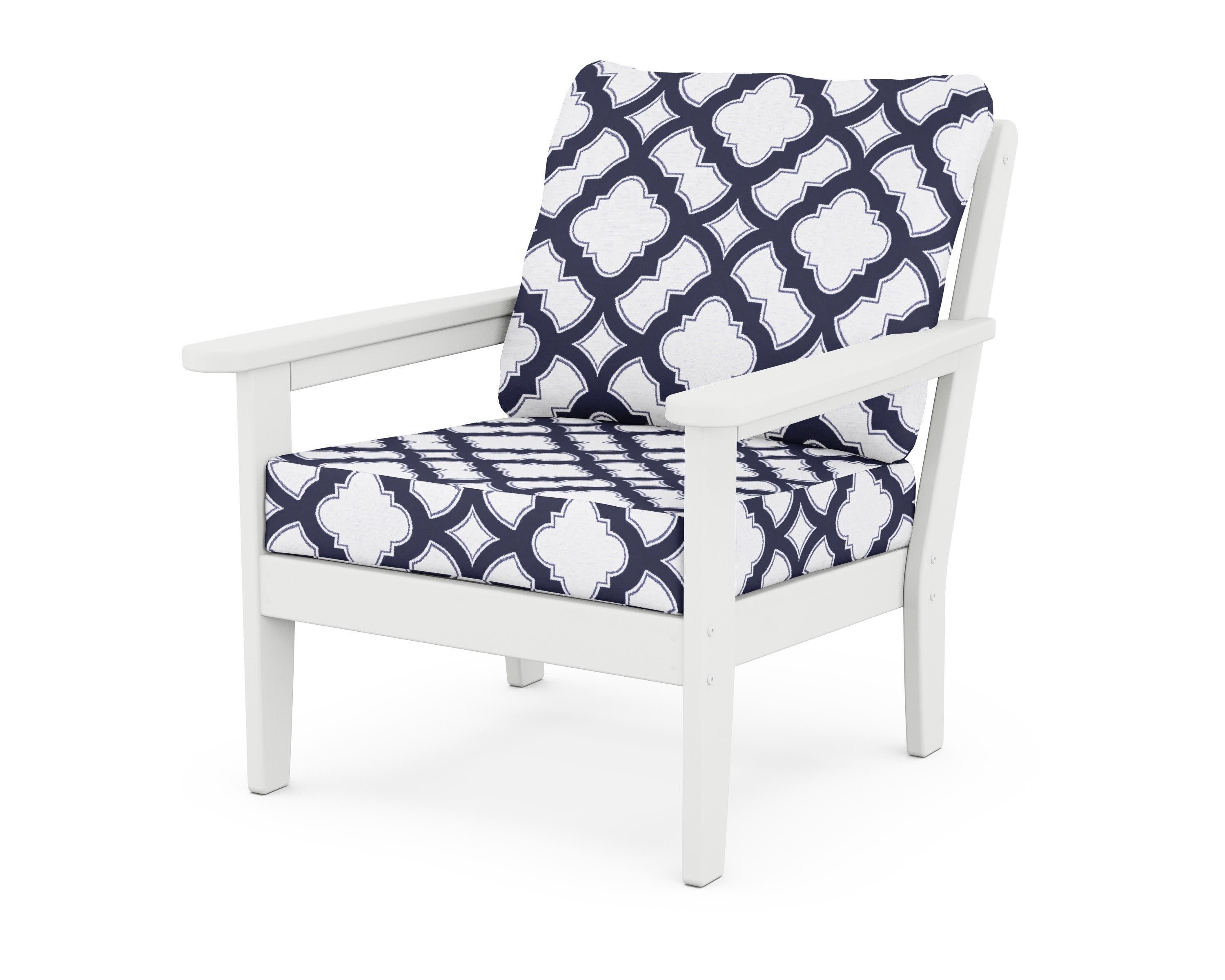 Cottage Deep Seating Chair in White / Trellis Navy
