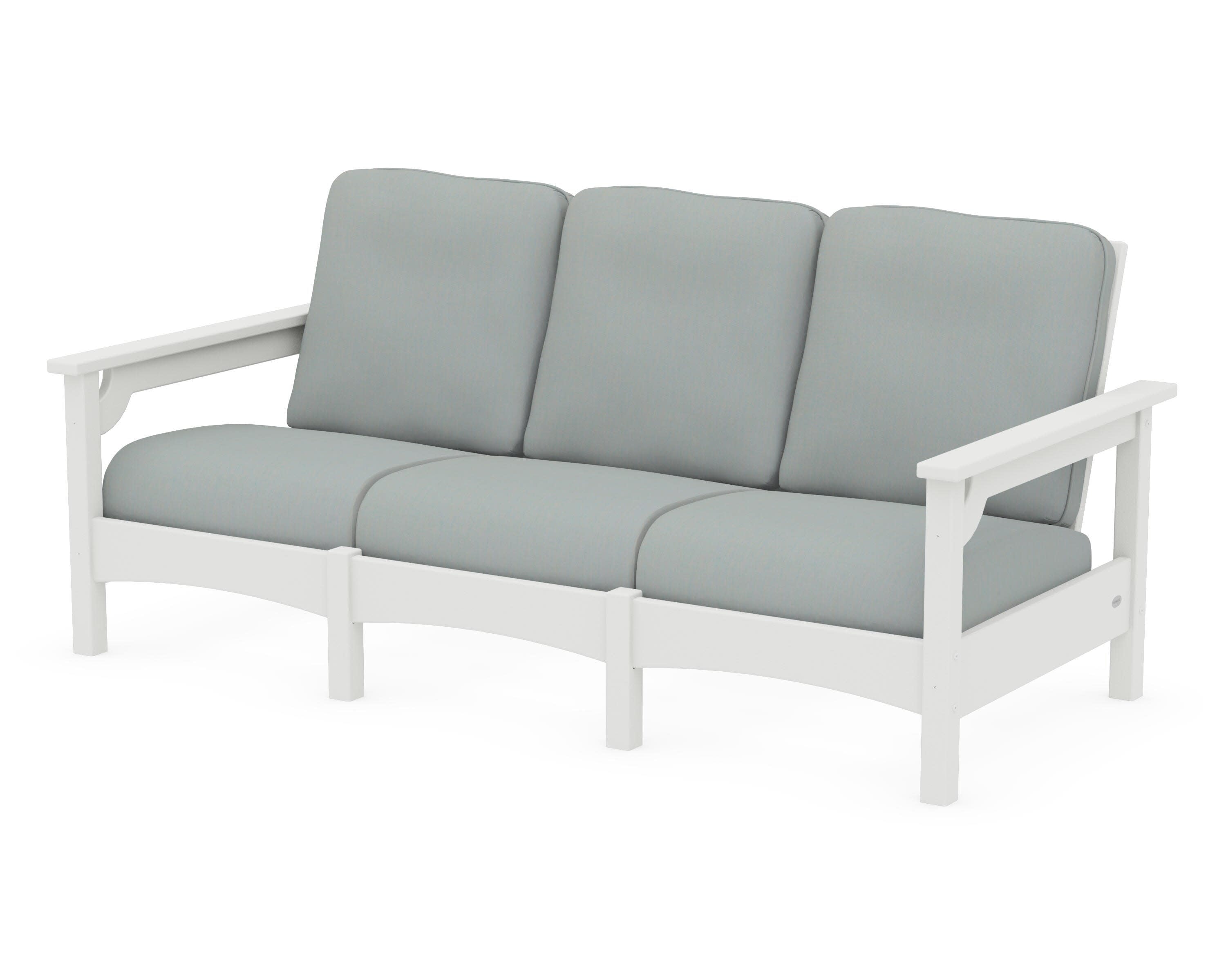 Club Sofa in Vintage White / Spa