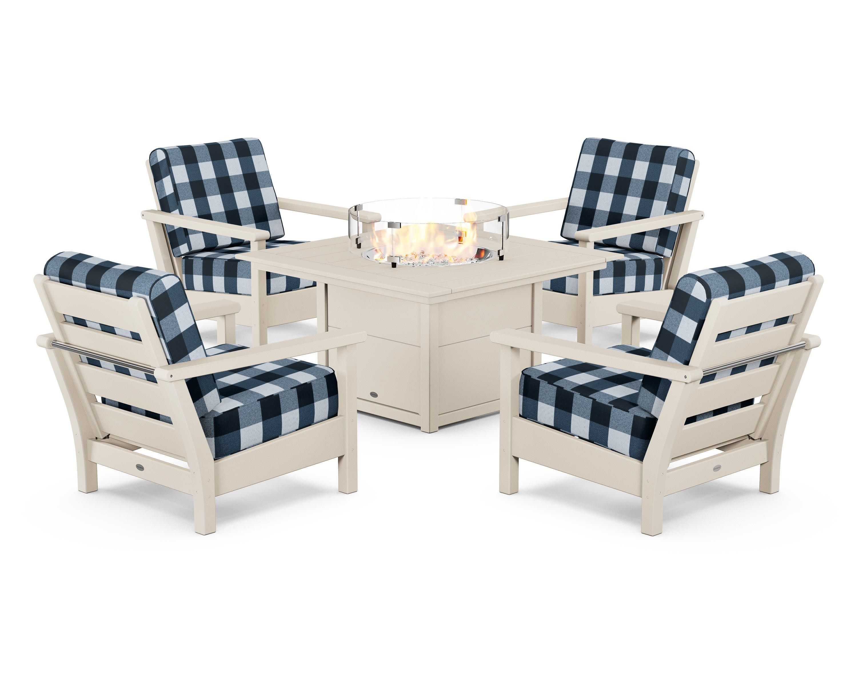 Harbour 5-Piece Conversation Set with Fire Pit Table in Sand / Buffalo Plaid Marine Indigo