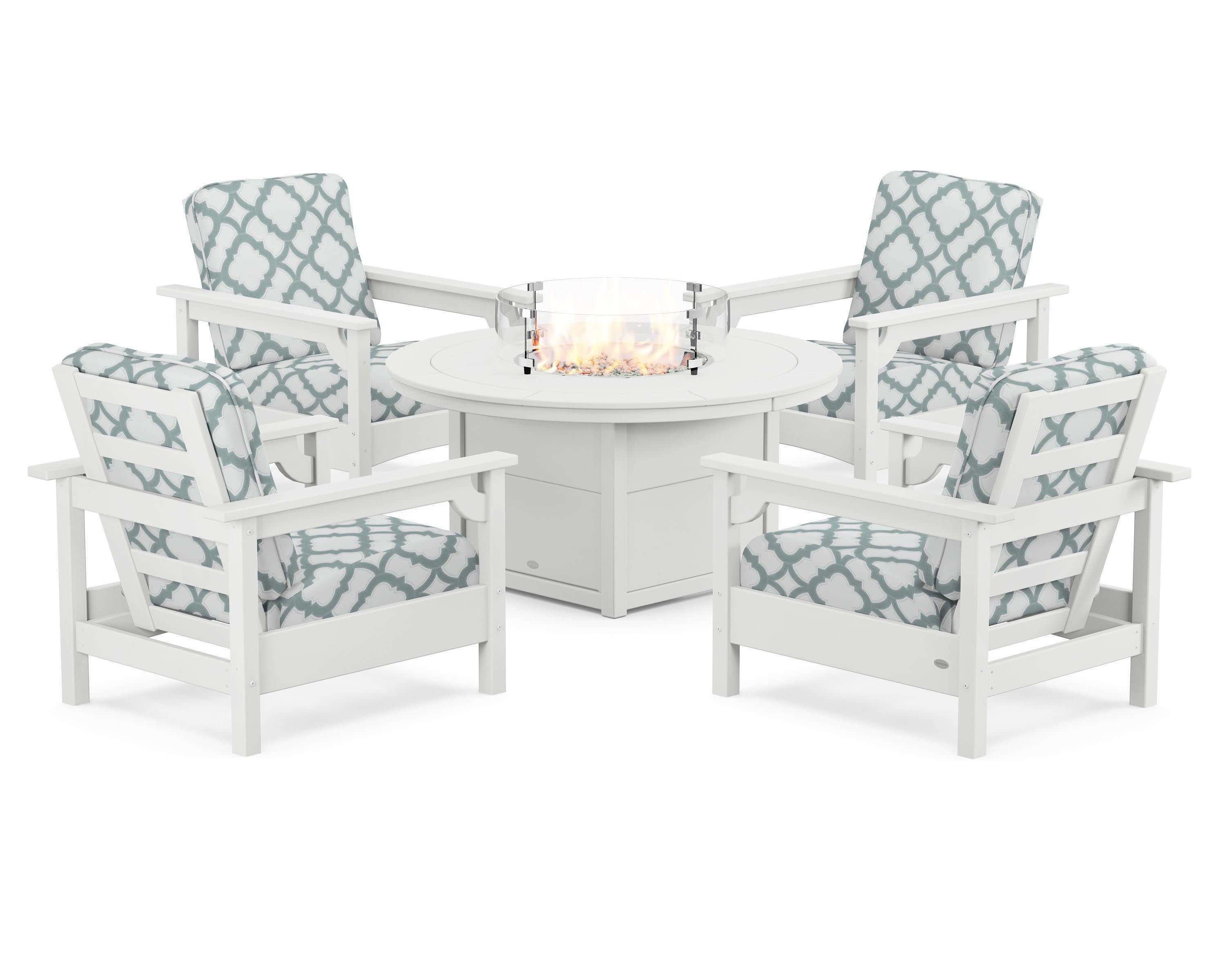 Club 5-Piece Conversation Set with Fire Pit Table in White / Trellis Glacier Spa