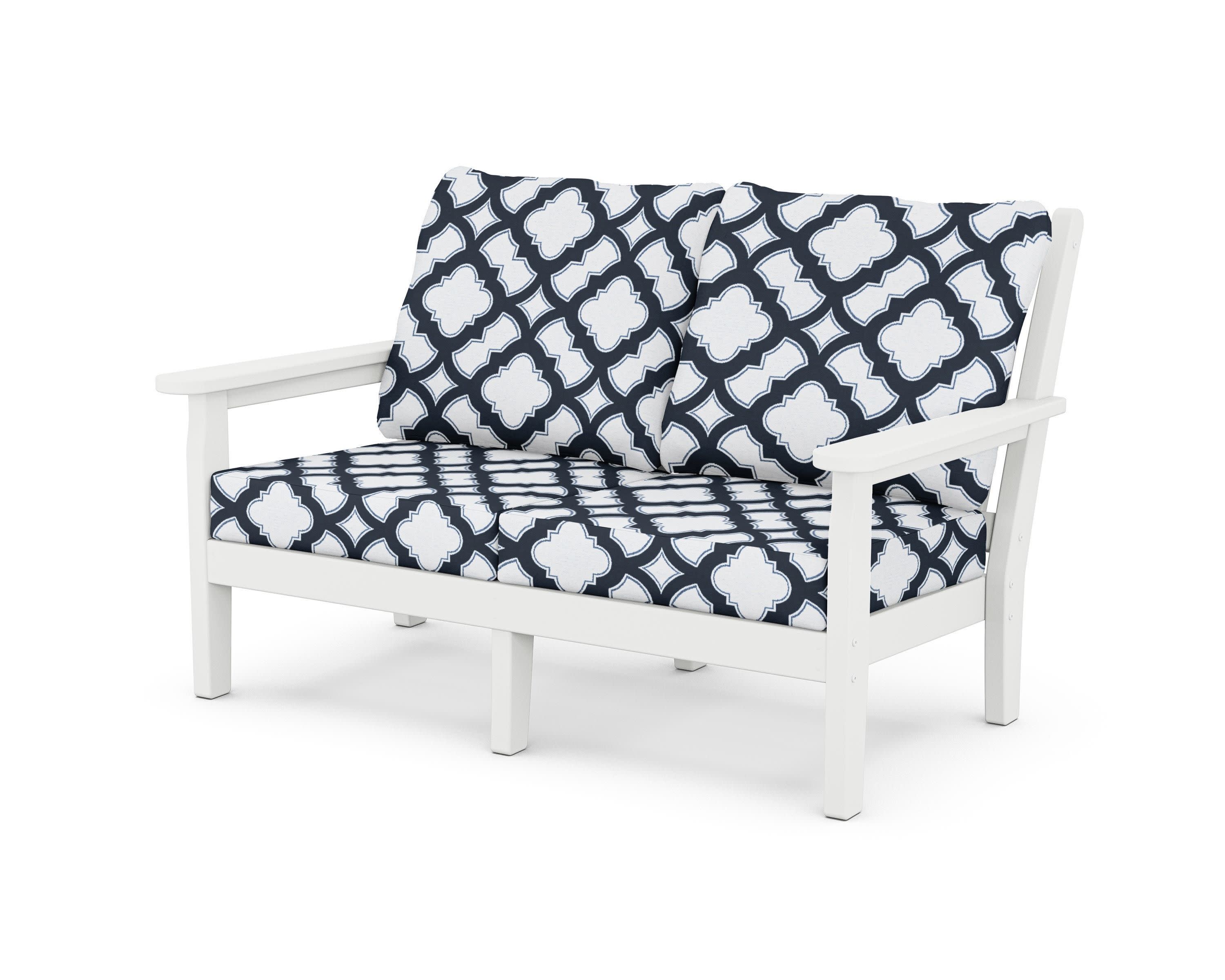 Chippendale Deep Seating Loveseat in White / Trellis Marine Indigo