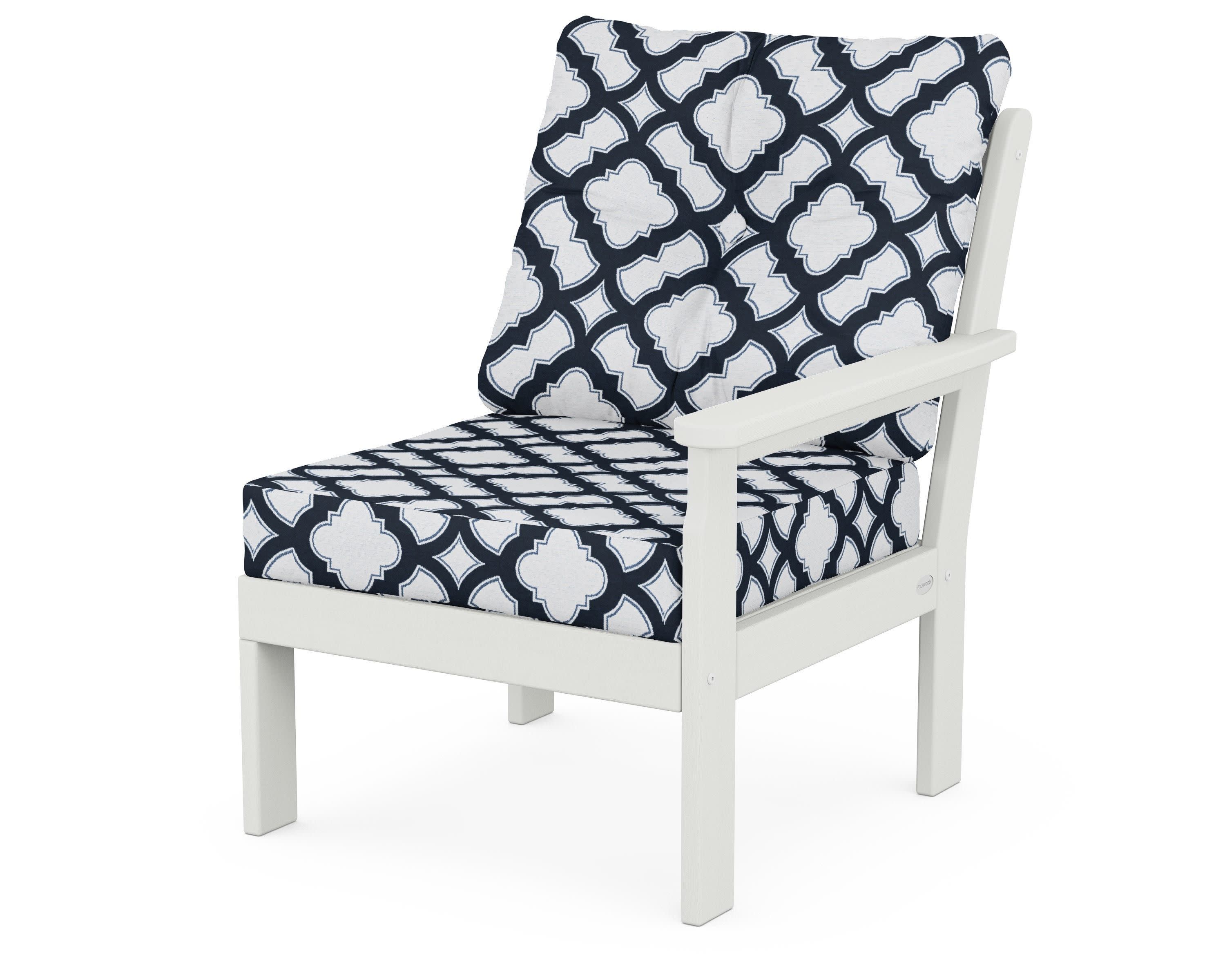 Vineyard Modular Right Arm Chair in Vintage White / Trellis Marine Indigo